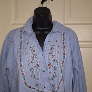 John Henry 100%,cotton women's button-down size large